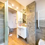 Bed and Breakfast Tiburtina 4*