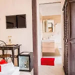 Bed and Breakfast Tiburtina 4*